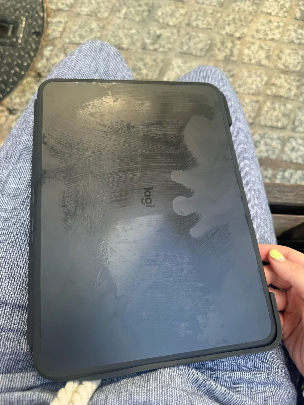 Logi Black iPad Folio Case
